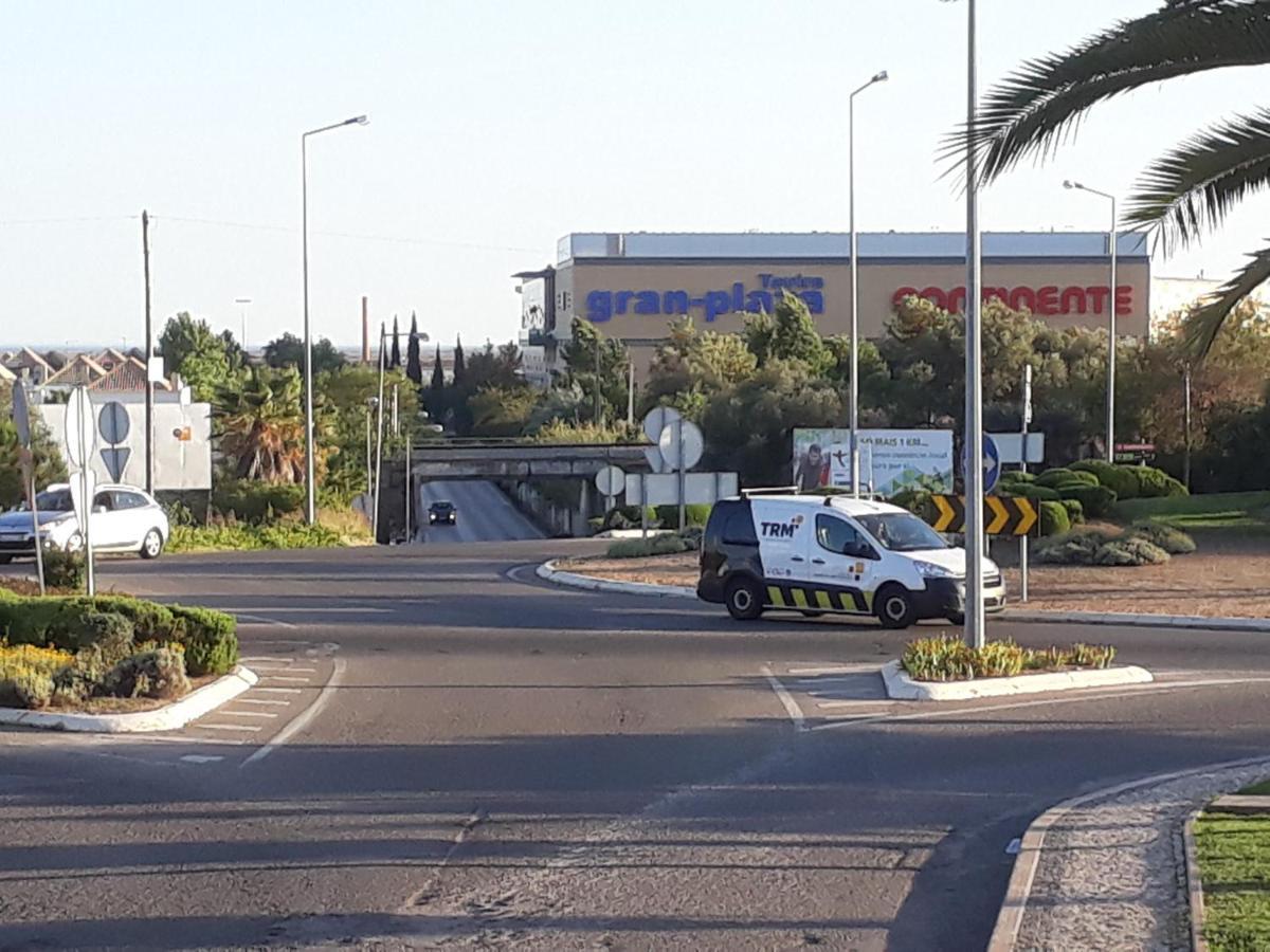 Aparte Wohnung Mit Sudterrasse Am Park Tavira Kültér fotó